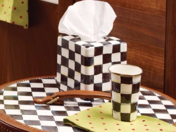 Courtly Check Enamel Boutique Tissue Box Cover