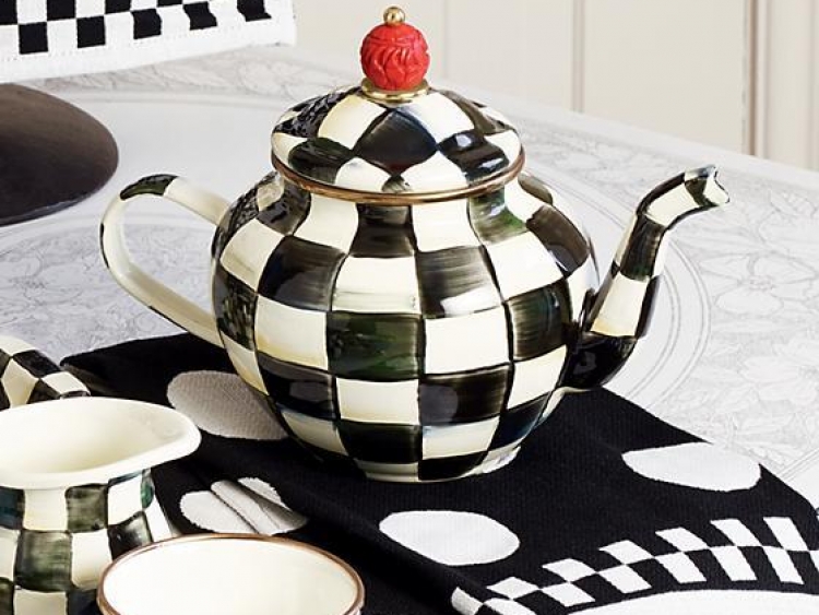 Courtly Check Enamel Teapot - 4 Cup