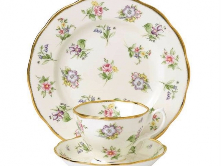 Royal Albert 100 Years 3 Parça Set