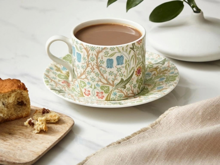 Spode Morris & Co - The Original Çay Fincanı - Blackthorn