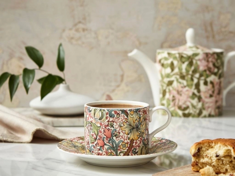 Spode Morris & Co - The Original Çay Fincanı - Golden Lily