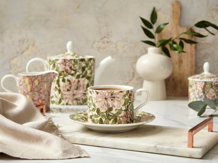 Spode Morris & Co - The Original Çay Fincanı - Honeysuckle