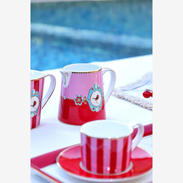 KIRMIZI/PEMBE MADALYON DESENLİ SÜTLÜK