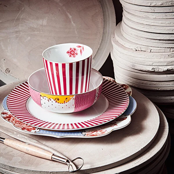 Pembe Porselen Pasta Tabağı 17 cm