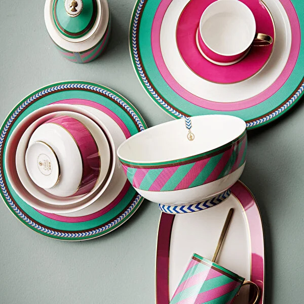 Chique Pembe Oval Tabak 28x16x2 cm