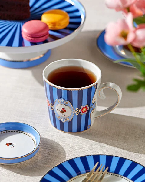 Love Birds Mavi Çizgili Madalyon Desenli Mug 250 m