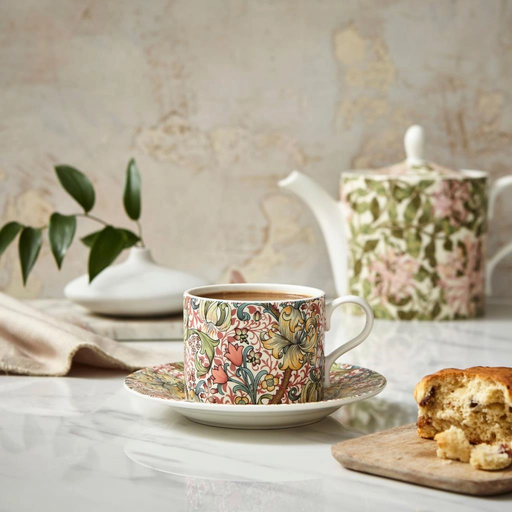 Spode Morrıs & Co 7.3 Cm Golden Lıly Cay Fıncan Ve Tabagı