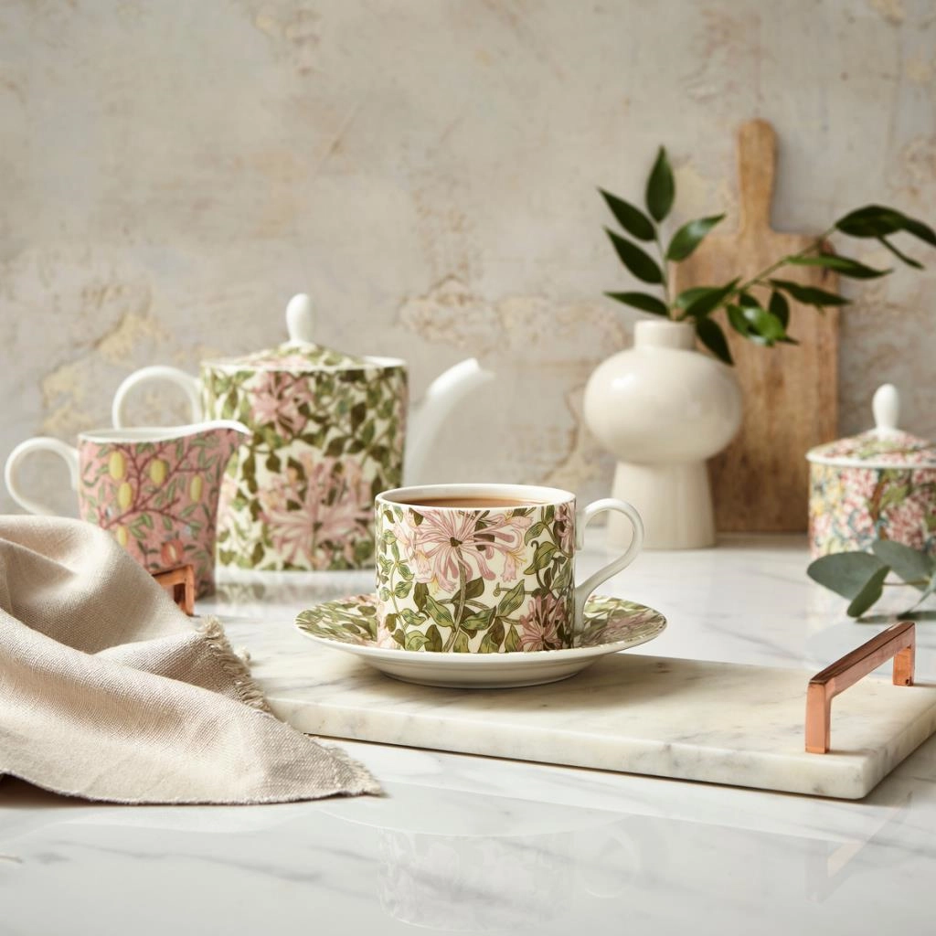 Spode Morrıs & Co 7.3 Cm Honeysuckle Cay Fıncan Ve Tabagı