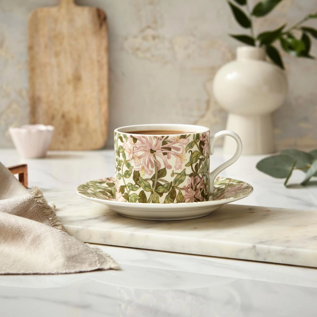 Spode Morrıs & Co 7.3 Cm Honeysuckle Cay Fıncan Ve Tabagı